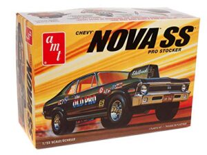 amt 1972 chevy nova ss “old pro” 1:25 scale model kit
