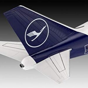 Revell 03891, Boeing 747-8 Lufthansa New Livery, 1:144 Plastic Scale Model