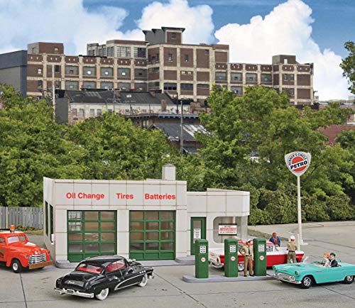 Walthers Cornerstone HO Scale Model Winner's Circle Petrol, (933-3479)