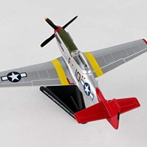 Daron Worldwide Trading P-51 Mustang Tuskegee 1:100 Vehicle