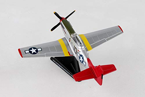 Daron Worldwide Trading P-51 Mustang Tuskegee 1:100 Vehicle