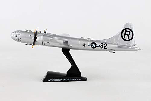 Daron Worldwide Trading B-29 Superfortress Enola Gay Vehicle (1:200 Scale) , White