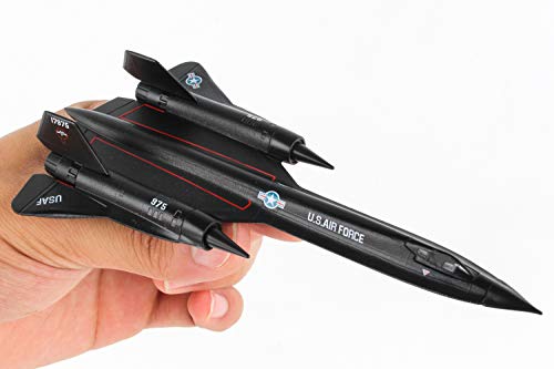 Daron Worldwide Trading SR-71 Blackbird Vehicle (1:200 Scale), Black