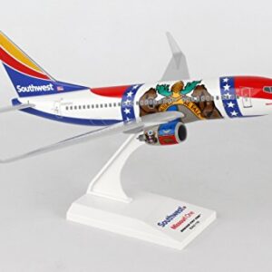 Daron Worldwide Trading Skymarks Southwest 737-700 1/130"Missouri One SKR870 Vehicle