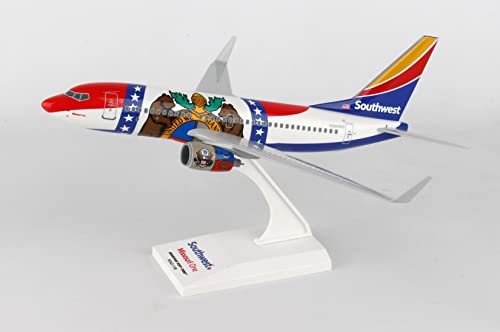 Daron Worldwide Trading Skymarks Southwest 737-700 1/130"Missouri One SKR870 Vehicle