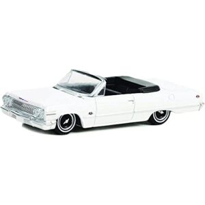greenlight 63030-c california lowriders series 2 – 1963 chevy impala ss convertible – white 1:64 scale diecast