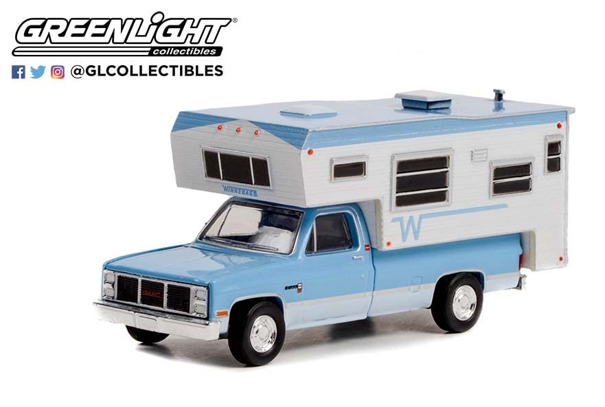 Collectibles Greenlight 30338 1985 GMC Sierra 2500 with Winnebago Slide-in Camper - Light Blue & Frost White (Hobby Exclusive) 1:64 Scale Diecast