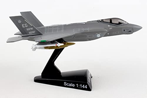 Daron Postage Stamp PS5602 USAF F-35 Version A , Lightning II , 1/144 Scale Diecast Model with Stand