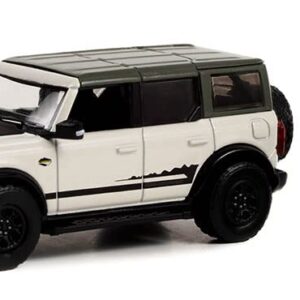 Greenlight 97140-E The Hobby Shop Series 14 - 2021 Bronco Wildtrak with Spare Tires 1:64 Scale Diecast