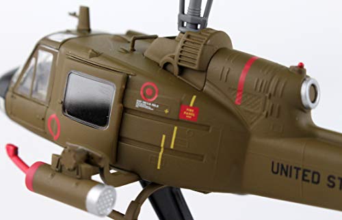 Daron Worldwide Trading Daron Postage Stamp UH-1 Huey Gunship 1:87 Vehicle