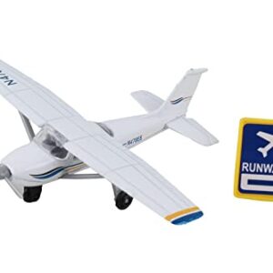 Daron Worldwide Trading Runway24 C172 No Runway Vehicle, Blue/White