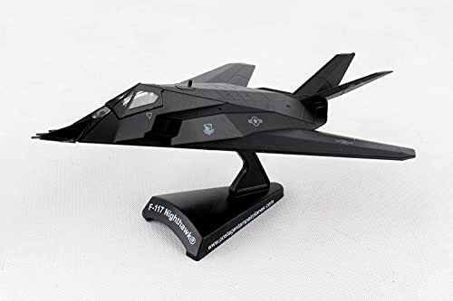 Daron Worldwide Trading F-117 Nighthawk 1:150 Vehicle , Black