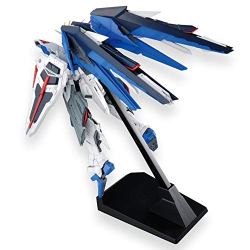 Bandai Hobby MG Freedom Gundam (Ver. 2.0)"Gundam Seed 1/100, Multi-Colored, 8" (BAN204883)