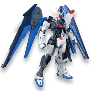 Bandai Hobby MG Freedom Gundam (Ver. 2.0)"Gundam Seed 1/100, Multi-Colored, 8" (BAN204883)