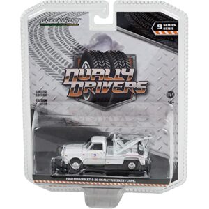 Greenlight 46090-A Dually Drivers Series 9 - 1968 Chevy C-30 Dually Wrecker - Postal Service (US PS) 1:64 Scale