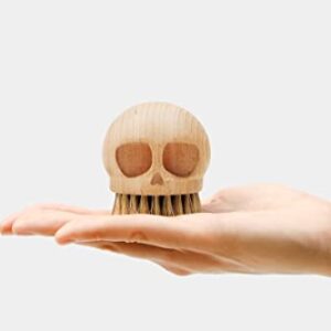 Suck UK | Skull Brush | Wooden Shoe Brush Or Boot Brush | Soft Scrub Dish Brush for Kitchen & Household Cleaning | Gothic Decor Nail Brush & Pedicure Supplies | Skull Gifts | Spooky Scrub Brush