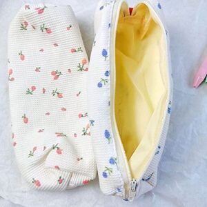 WEISHA Pencil Bag 1PC Fresh Style Pencil Bag Small Flowers Pencil Cases Cute Simple Pen Bag Storage Bags Makeup Bag Stationery School Supplies(Pink)