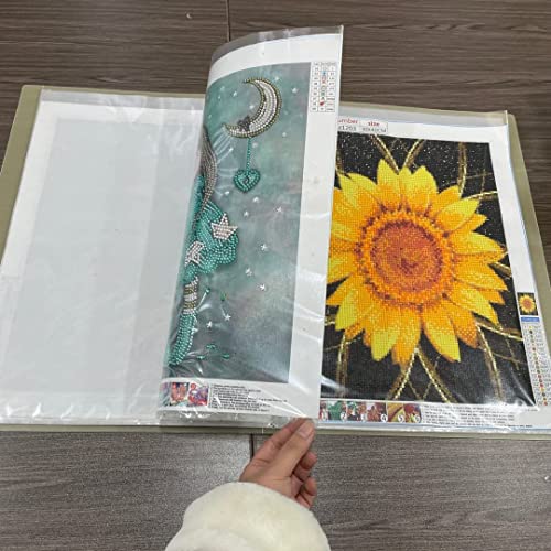 A3 30 Pages Diamond Painting Storage Book, Painting Storage Book 30 Clear Pockets Sleeve Protector Art Portfolio Book for 44*32.5*2cm Sketches Painting Presentation (Green)