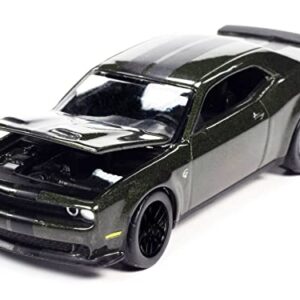 2019 Challenger SRT Hellcat F8 Green Met. w/Twin Black Stripes Limited Edition to 13904 pcs Worldwide 1/64 Diecast Model by Autoworld 64322-AWSP076 B