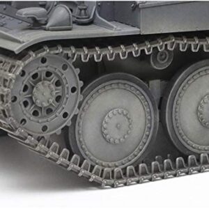 TAMIYA 35369 1/35 German Lt Tank Panzerkampfwagen 38t Ausf E/F