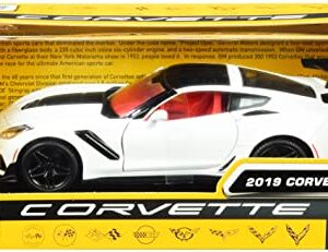 Motormax Toy 2019 Chevy Corvette C7 ZR1 White and Black with Red Interior History of Corvette Series 1/24 Diecast Model Car by Motormax 79356, 79356w-rd