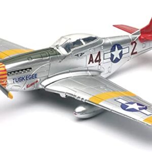 New-Ray World War II Replica Fighter Air Planes ClassicAircraft P-51D Red Tails 1:48