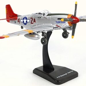 New-Ray World War II Replica Fighter Air Planes ClassicAircraft P-51D Red Tails 1:48