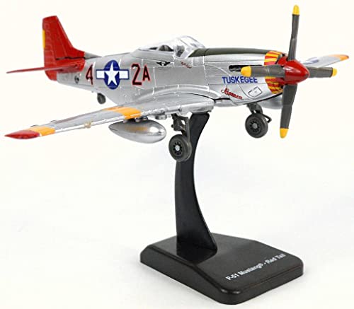 New-Ray World War II Replica Fighter Air Planes ClassicAircraft P-51D Red Tails 1:48