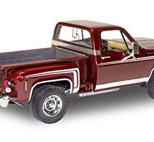 Revell 85-4486 1976 Chevy Sport Stepside Pickup 4X4 Model Truck Kit 1:24 Scale 102-Piece Skill Level 4 Plastic Model Building Kit, Red