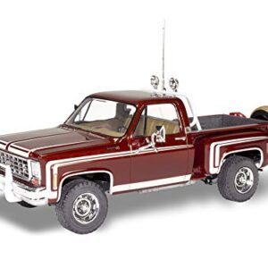 Revell 85-4486 1976 Chevy Sport Stepside Pickup 4X4 Model Truck Kit 1:24 Scale 102-Piece Skill Level 4 Plastic Model Building Kit, Red