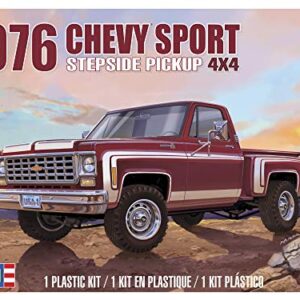Revell 85-4486 1976 Chevy Sport Stepside Pickup 4X4 Model Truck Kit 1:24 Scale 102-Piece Skill Level 4 Plastic Model Building Kit, Red