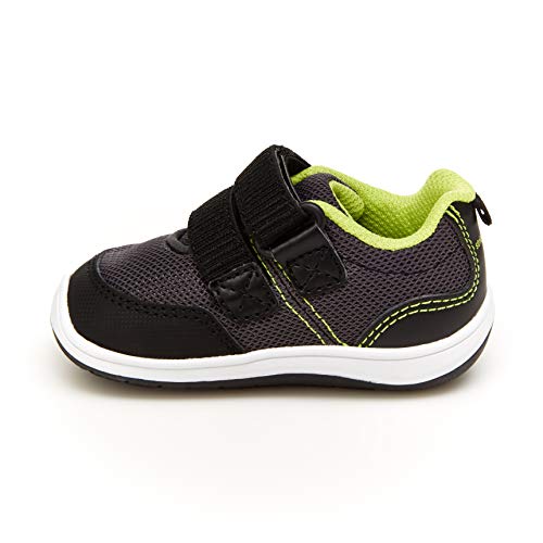 Stride Rite 360 Boy's Dash Sneaker, Black, M, 3.5 Little Kid