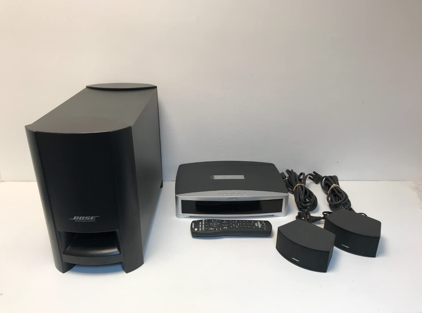 Bose 321 Series III DVD Home Entertainment System (Discontinued by Manufacturer)