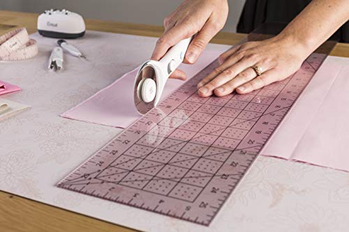 Cricut Rotary Cutter - Rotary Cutter for Fabric, Sewing and Quilting Projects - Compatible For Both Right- and Left-Handed Use - [60mm]