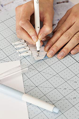 Cricut TrueControl Knife Kit - For Use As a Precision Knife, Craft knife, Carving Knife and Hobby Knife - For Art, Scrapbooking, Stencils, and DIY Projects - Comes With 5 Spare Blades - [Blue]