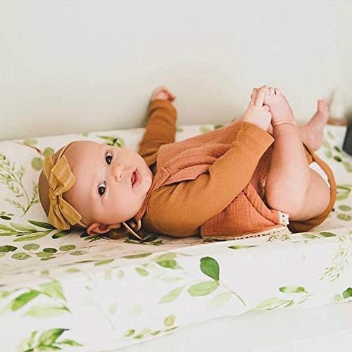 Baby Green Leaf Diaper Changing Pad Cover Cradle Mattress Sheets, Infant Stretchy Fabric Changing Table Cover Changing Mat Cover Baby Nursery Diaper Changing Pad Sheets 32''X 16'' (Green Leaves)