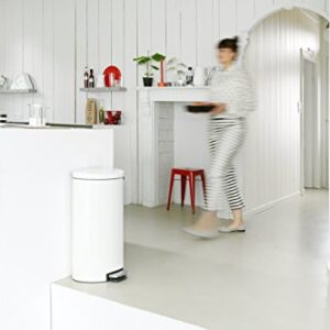 Brabantia Pedal Bin Silent - White - 40 Liter