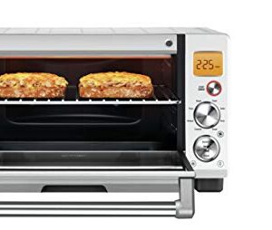 Breville BOV670BSS Smart Oven Compact Convection, Brushed Stainless Steel (Renewed)