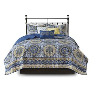 Madison Park Tangiers Quilt Modern Classic Design All Season, Breathable Coverlet Lightweight Bedding Set, Matching Shams, Decorative Pillow, King/Cal King(104"x94"), Circle Blue 6 Piece