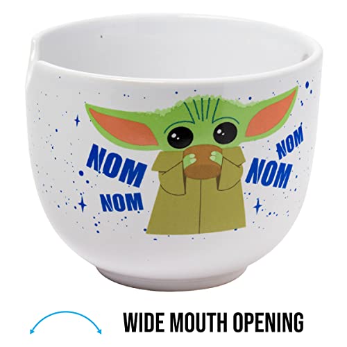 Silver Buffalo Star Wars Mandalorian Baby Yoda Grogu Nom Nom Ceramic Ramen Noodle Rice Bowl with Chopsticks, Microwave Safe, 20 Ounces