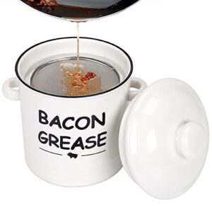 ceramic bacon grease container with strainer – 600ml / 20oz farmhouse bacon grease keeper with easy-grip handle, bacon fat can for grease drippings and storage – creamy-white