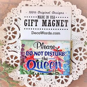 new approx. 2″ x 3″ please do not disturb the queen gift gift magnet stocking stuffer usa new – perfect for home office decor
