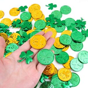 FEPITO 200PCS St.Patrick's Day Shamrock Coins Table Confetti Decorations, St.Patrick Shamrocks Green & Gold Lucky Clover Shamrock Plastic Coins for St.Patricks Day Decoration Party Favors