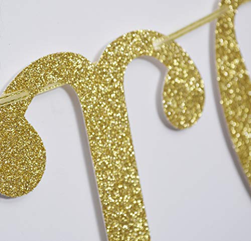 Gettin' Hitched Gold Gliter Banner, Fun Engagement, Bachelorette Party Decorations (Gold)