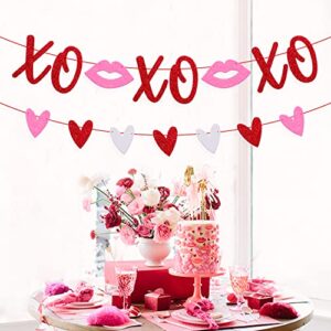 XOXO Banner for Valentine's Day Romantic Anniversary Engagement Wedding Bridal Shower Proposal Kiss Me Love Heart Garland Party Supplies Sparkle Glitter Decorations