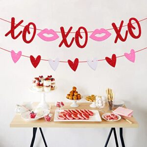 XOXO Banner for Valentine's Day Romantic Anniversary Engagement Wedding Bridal Shower Proposal Kiss Me Love Heart Garland Party Supplies Sparkle Glitter Decorations