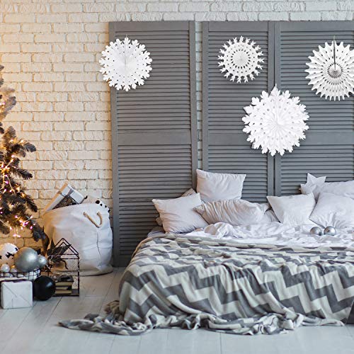 CHRORINE 16 Pcs Christmas Winter White Paper Snowflake Decorations, Christmas Snowflakes Hanging Decoration, Frozen Birthday Party Supplies Winter Wonderland Party Decorations (Mixed 7.8"-20")