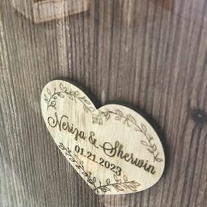 Y&K Homish Wedding Guest Book Alternative, Rustic Wedding Decorations for Reception, Favors for Guests 80 Hearts Green Wreath (Rustic Brown)