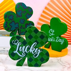 4-Piece St. patrick's Day Wooden Signs, Green Shamrock Clover Self-standing Blocks Table Centerpiece Sign Irish Lucky Holiday Display Tabletop Wood for Fireplace Tiered Tray Party Supplies Decoration