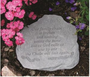 kay berry- inc. 90220 our family chain is broken – memorial – 11 inches x 10 inches